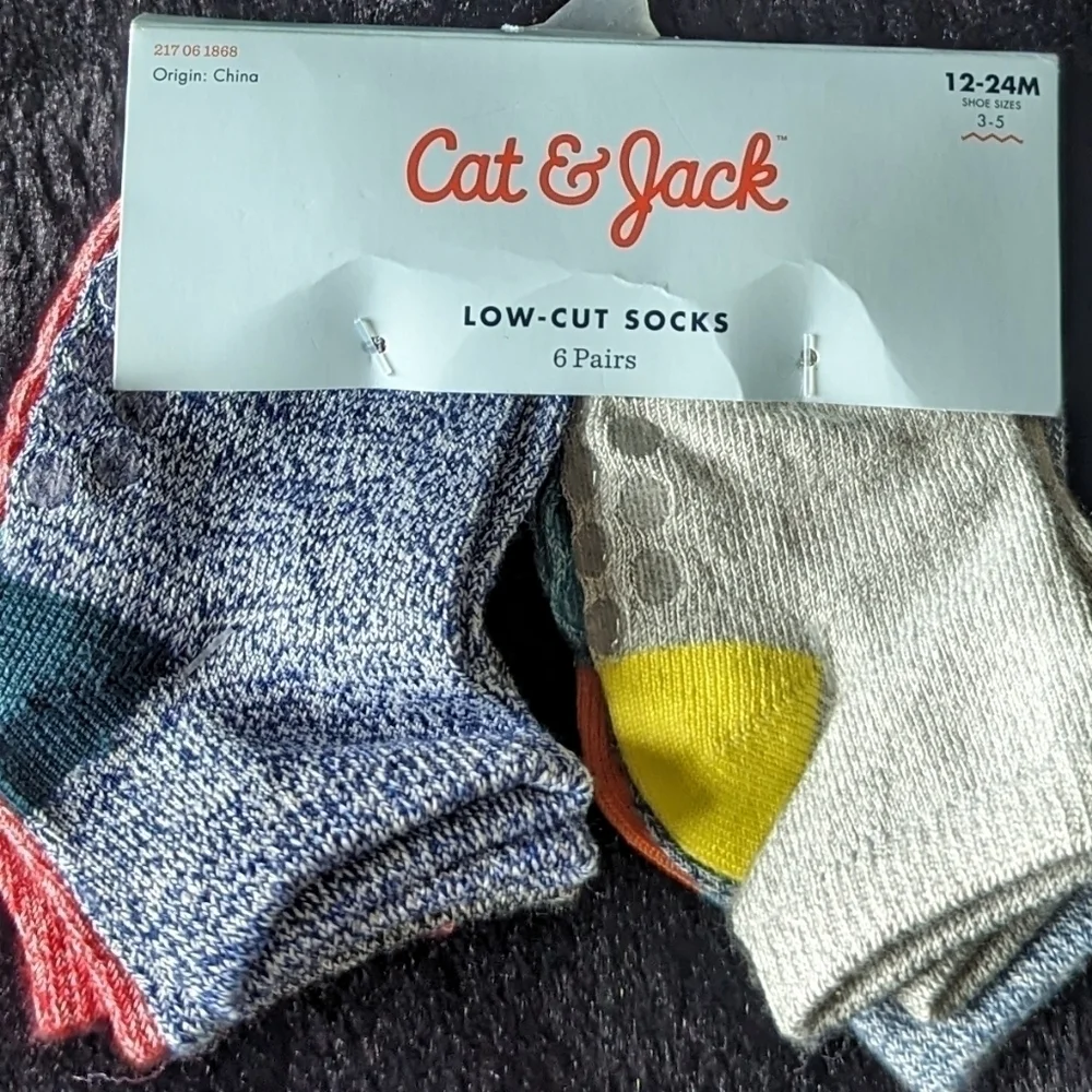 NWT Cat & Jack 6 Pack Low Cut Socks 12-24M